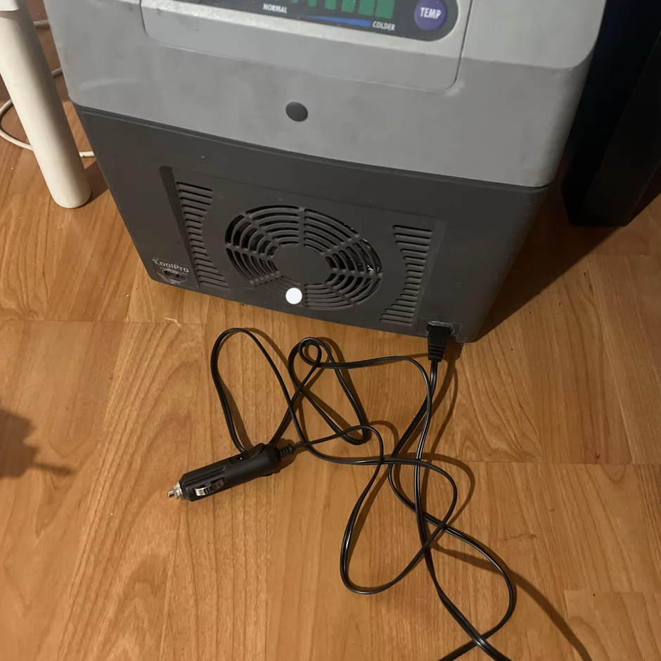 2 دبوس كابل توصيل الرصاص قابس  - مراجعة Vacuum Chamber Small وسعره